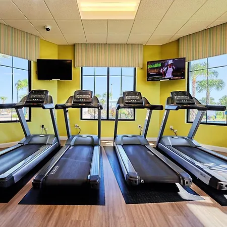 Sweet Suite Sleeps 6 Storey Lake By Shine Villas Apts